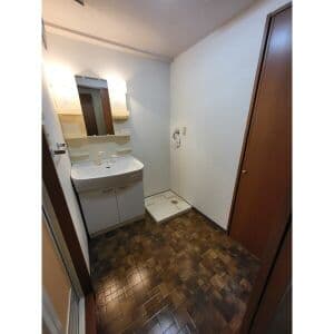 Room image 14