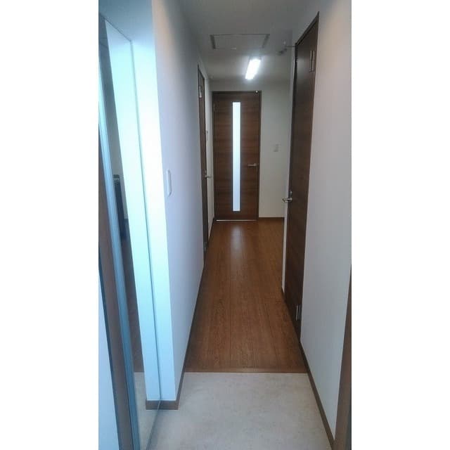 Room image 13