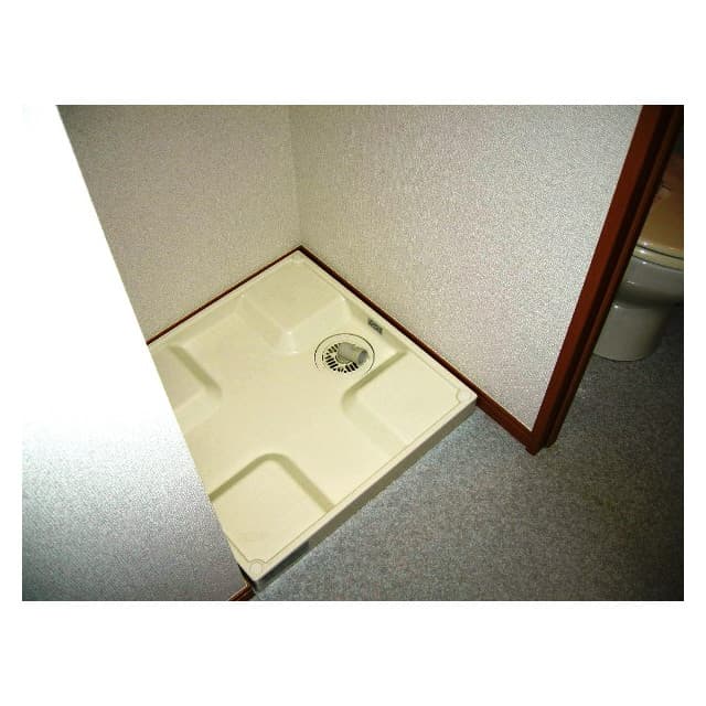 Room image 9