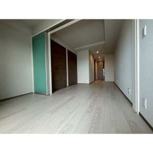 Room image 13