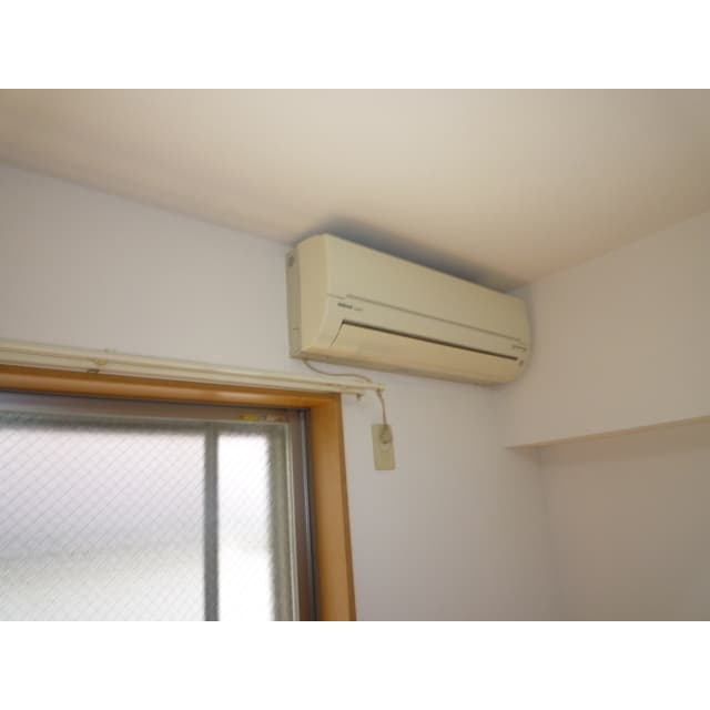 Room image 10