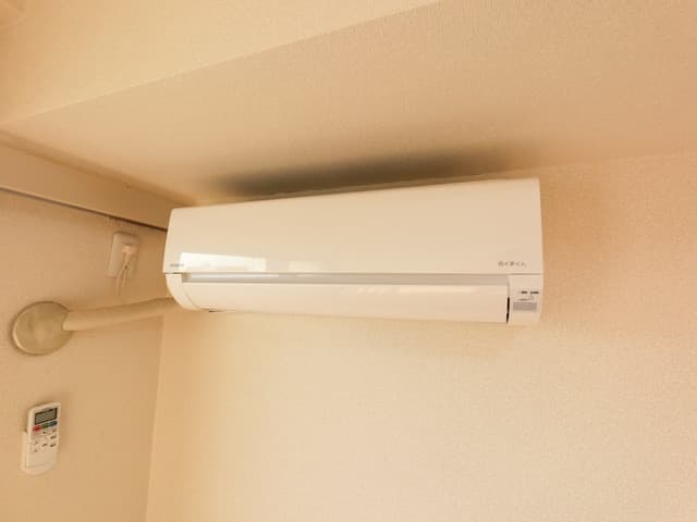 Room image 13