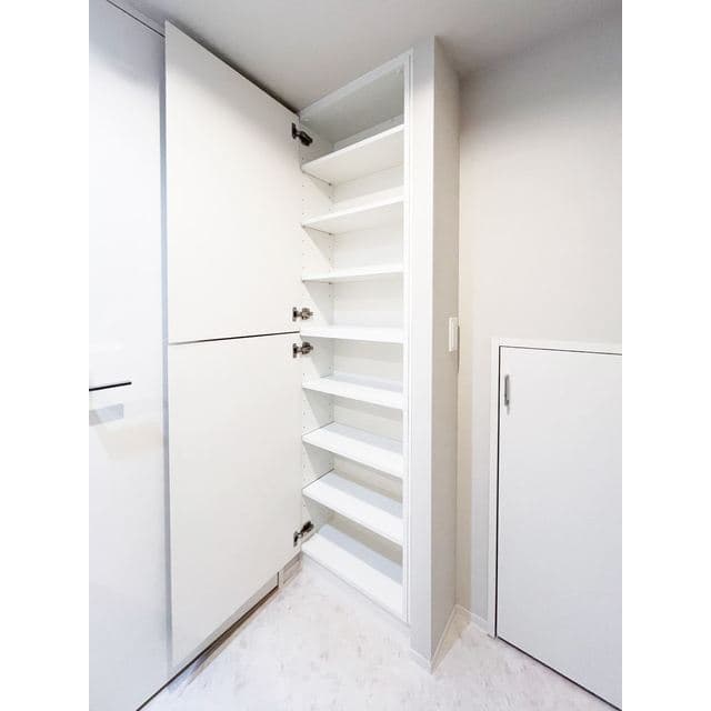Room image 16