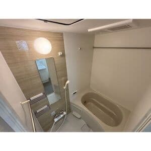 Room image 9