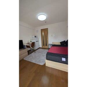 Room image 10