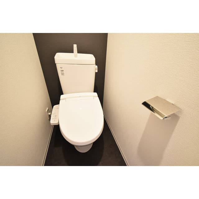Room image 12
