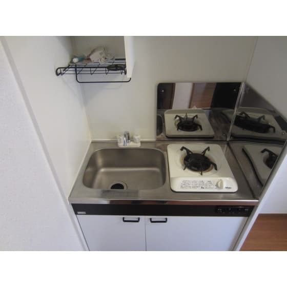 Room image 10