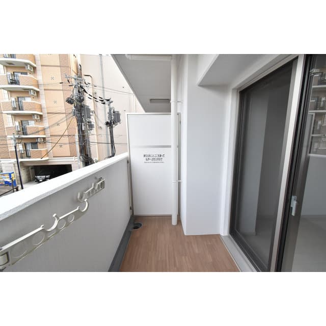 Room image 15