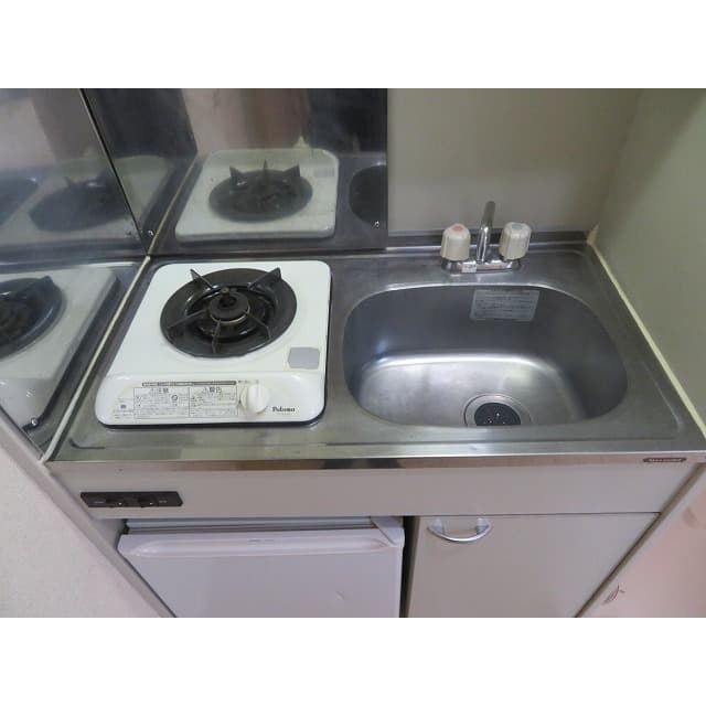 Room image 9