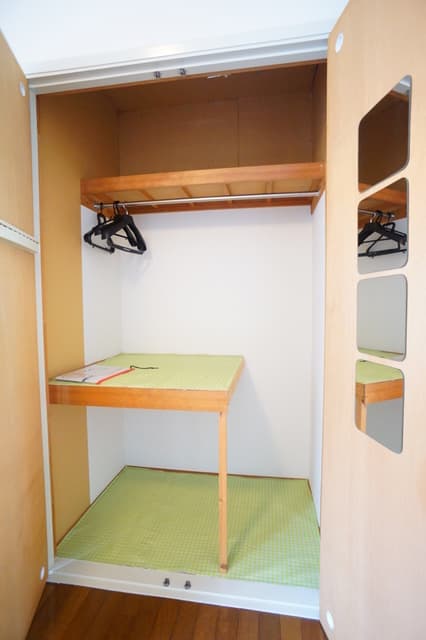 Room image 10