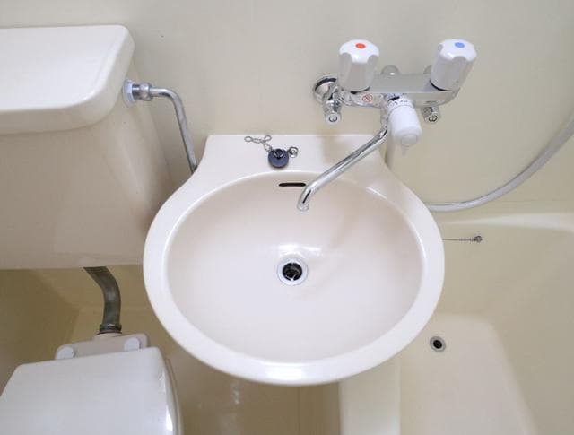 Room image 10