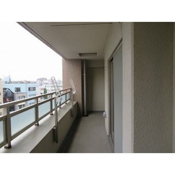 Room image 14