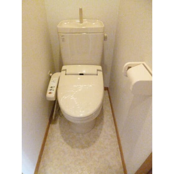 Room image 10