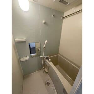 Room image 10