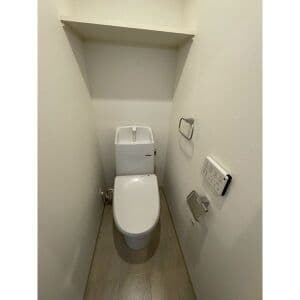 Room image 11