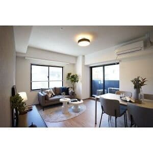 Room image 8
