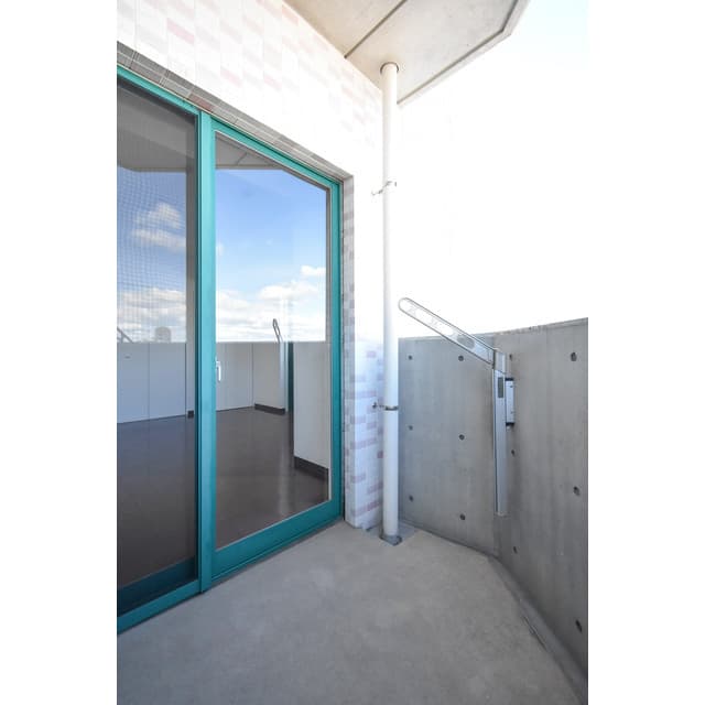 Room image 10