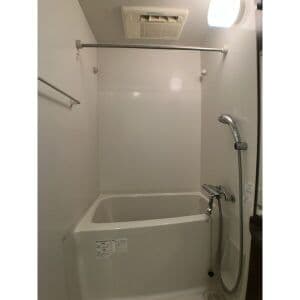 Room image 12