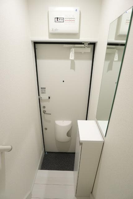 Room image 10