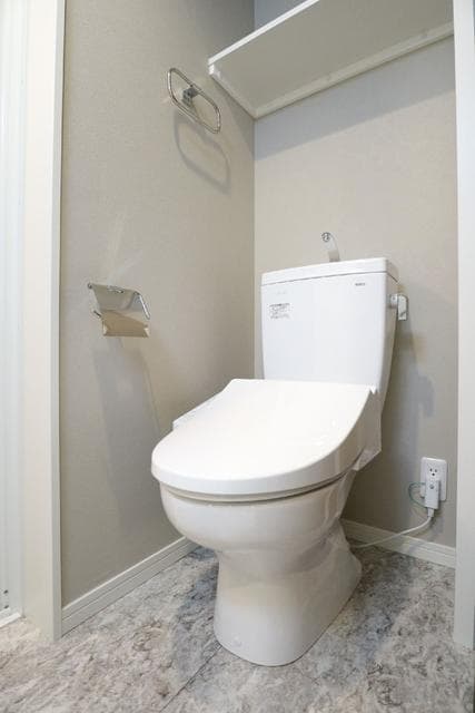 Room image 8