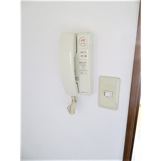 Room image 16