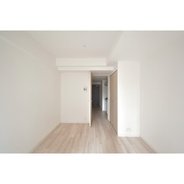 Room image 14