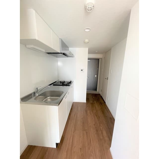 Room image 9