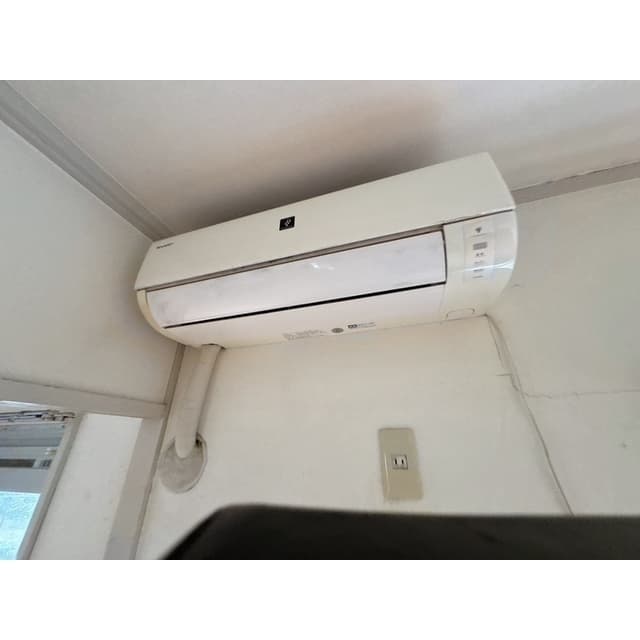Room image 11