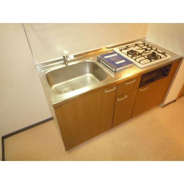 Room image 11