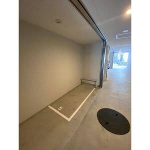 Room image 9