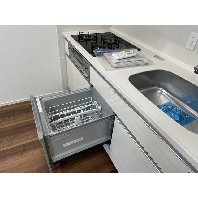 Room image 13