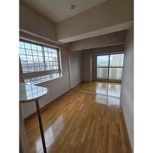 Room image 14