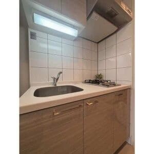 Room image 8