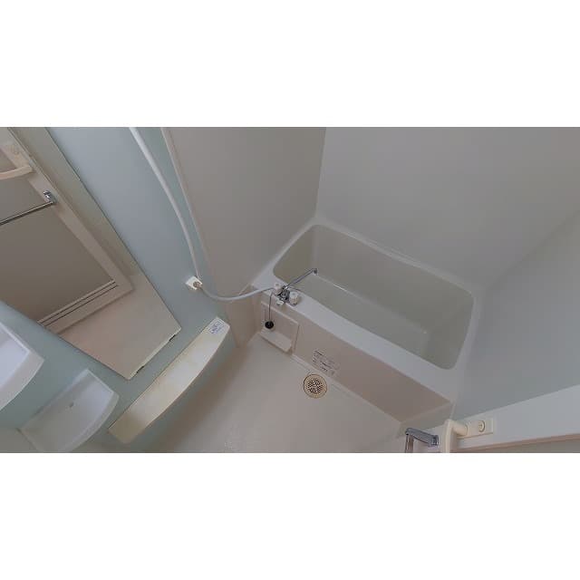 Room image 9