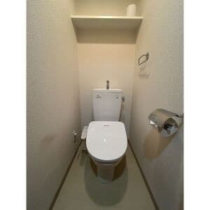 Room image 9