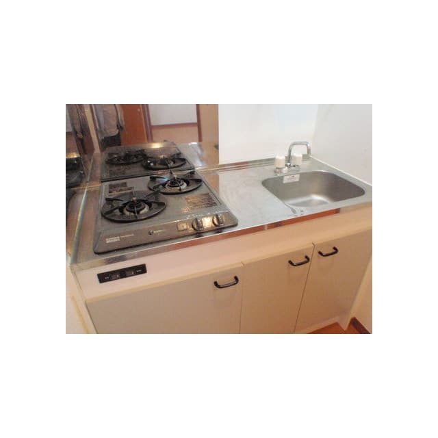 Room image 9