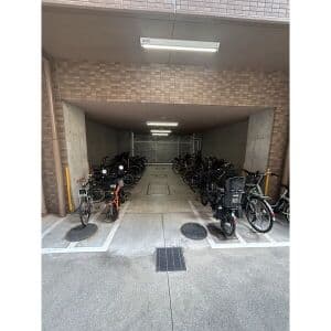 Room image 9