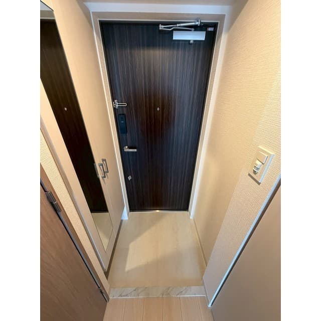 Room image 10