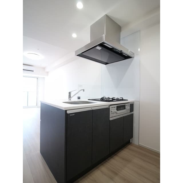 Room image 9