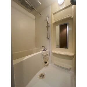 Room image 9