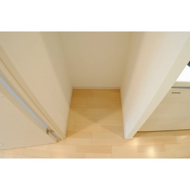Room image 14