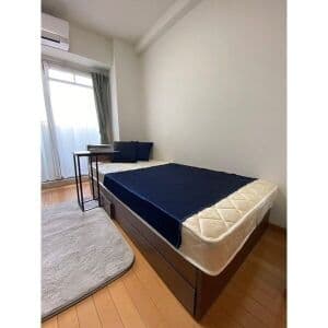 Room image 8