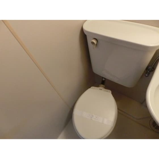 Room image 11