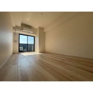 Room image 12