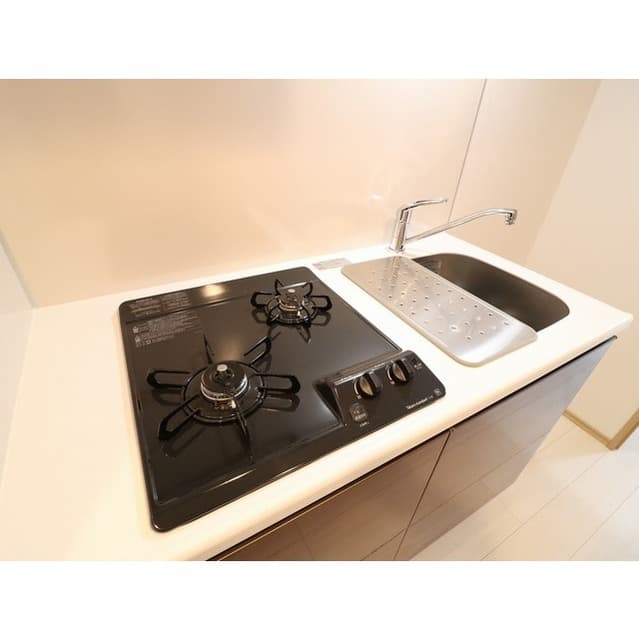 Room image 16
