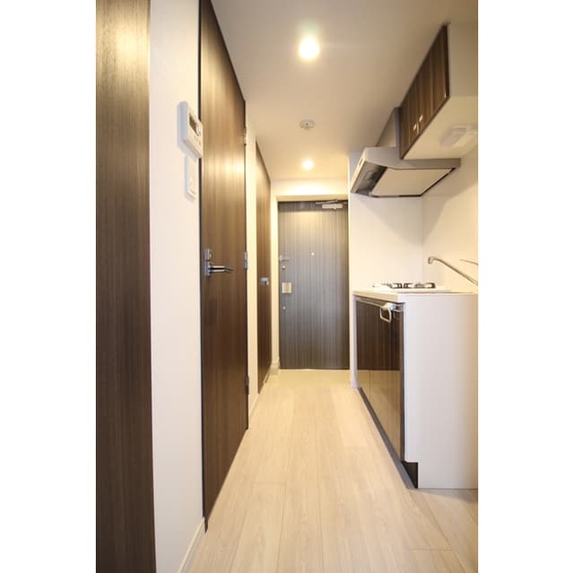 Room image 13
