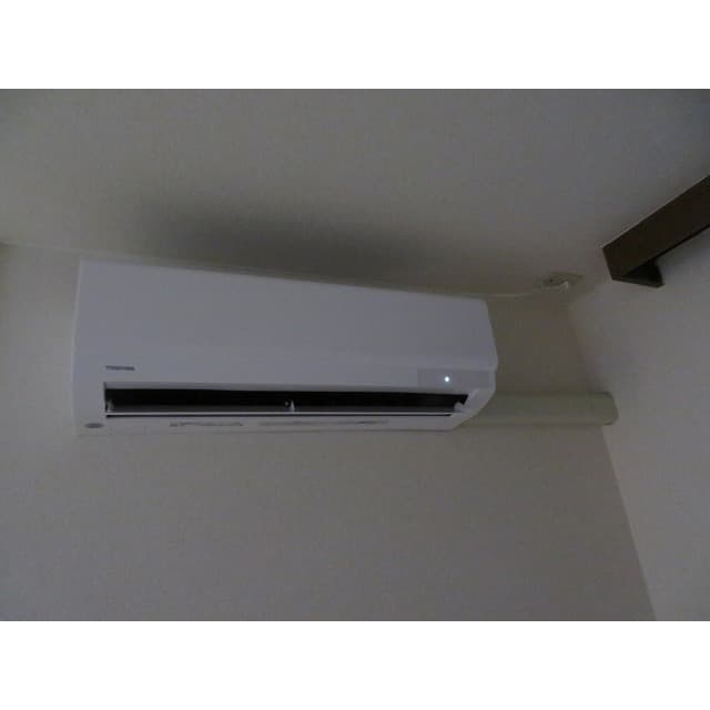 Room image 13