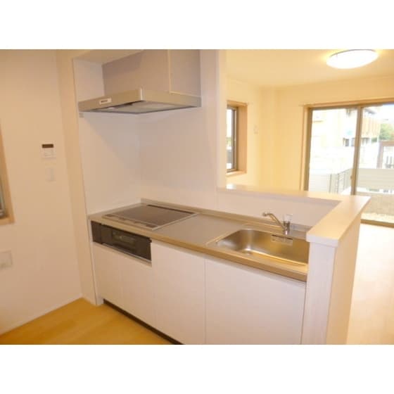 Room image 9