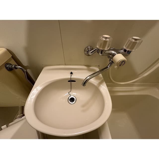 Room image 12