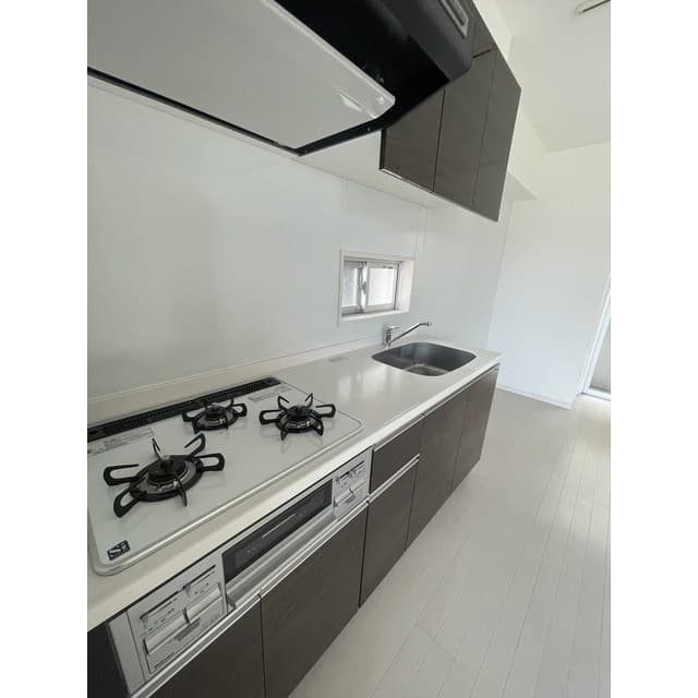 Room image 12